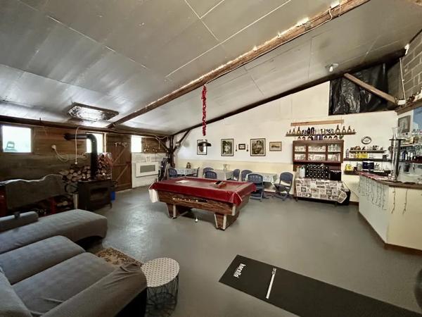Maison de Caractère avec Gîte, Camping et Piscine