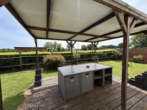 Maison de Caractère avec Gîte, Camping et Piscine