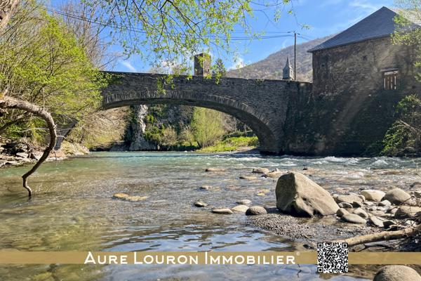 Hèches (65250) MAISON / GÎTE PYRÉNÉEN AVEC GRAND TERRAIN EN BORD DE RIVIÈRE – HÈCHES (ENTRE LANNEMEZAN & ARREAU)