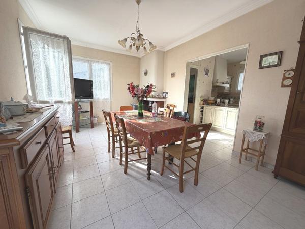 Maison – Baisse de prix à Saint-Georges-de-Didonne : 447 200  FAI