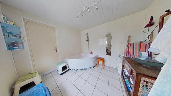 Maison 2 chambres avec garage et un jardin