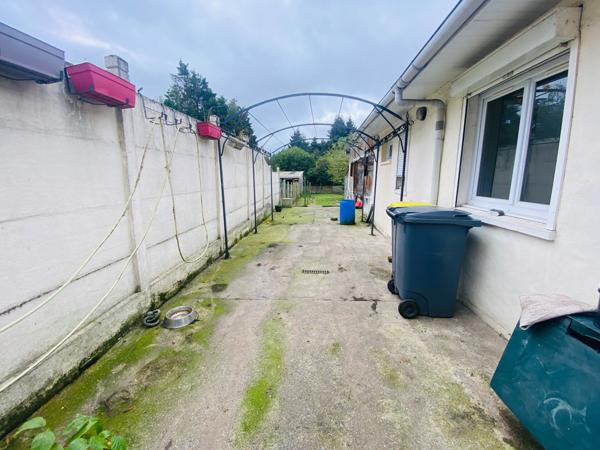 Maison 2 chambres avec garage et un jardin