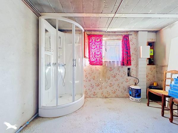 Maison à vendre 109 999 € Chezal-Benoît 4 p 77 m² DPE E