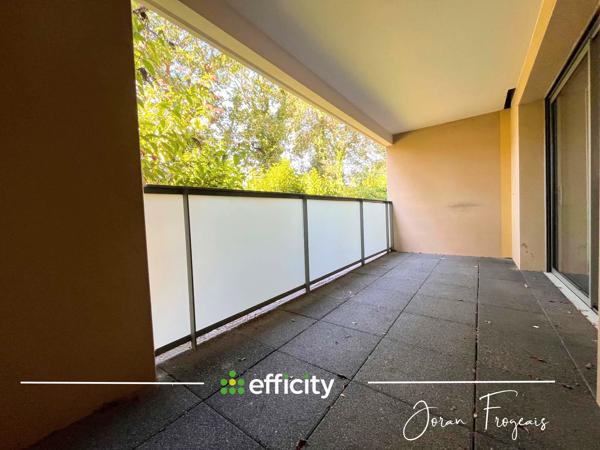 Appartement
         3 pièces
        - 63 m² 208 000 € *