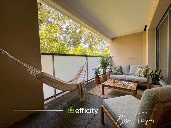 Appartement
         3 pièces
        - 63 m² 208 000 € *