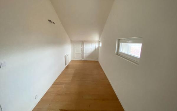 Appartement à louer    4 pièces •  Vendeuvre-du-Poitou