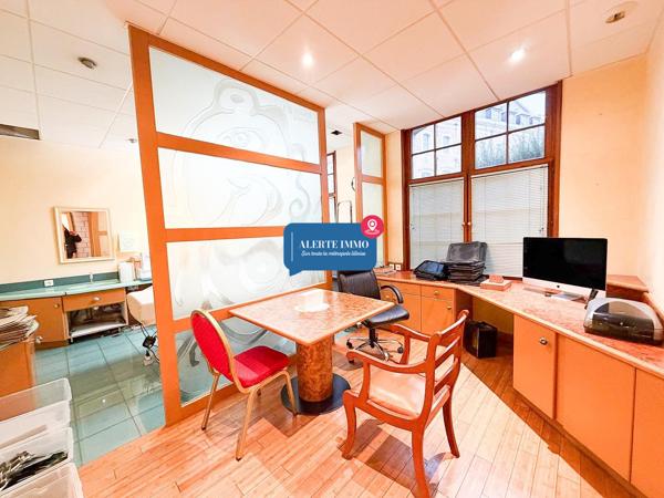 VIEUX LILLE LOCAL PROFESSIONNEL DE 219 M2 DE SURFACE TOTALE 115 M2 DDC+104 M2 SOUS SOL