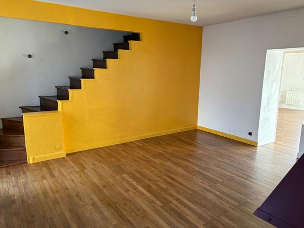 Maison à vendre à Bressuire - 5 pièces, 3 chambres 127m² avec jardin de ville