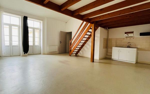 Appartement à vendre    3 pièces • 63 m2 Rochefort