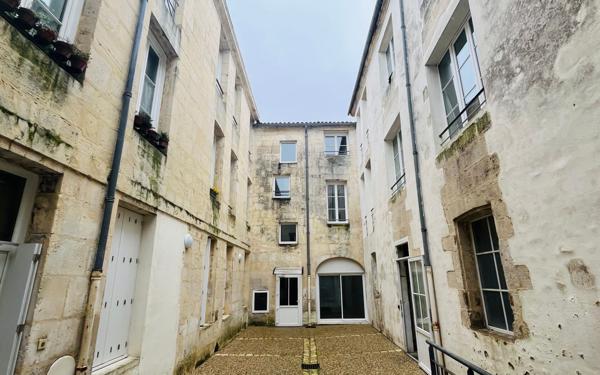 Appartement à vendre    3 pièces • 63 m2 Rochefort