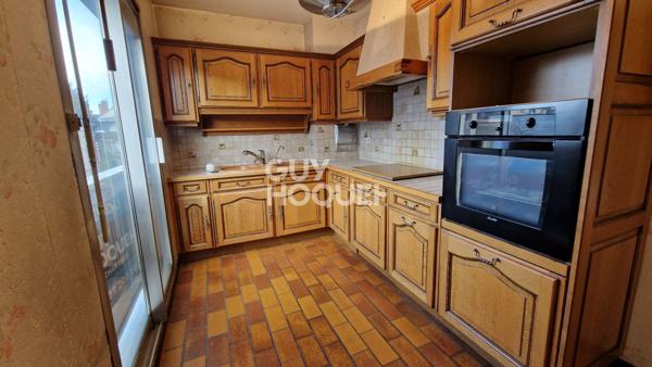 Chartres, Chanzy. Appartement Chartres 5 pièce(s) avec garage