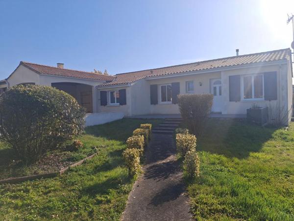 Maison Doix Les Fontaines 4 pièce(s) 116 m2