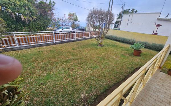 Maison à vendre    5 pièces • 123 m2 Saint-Leu