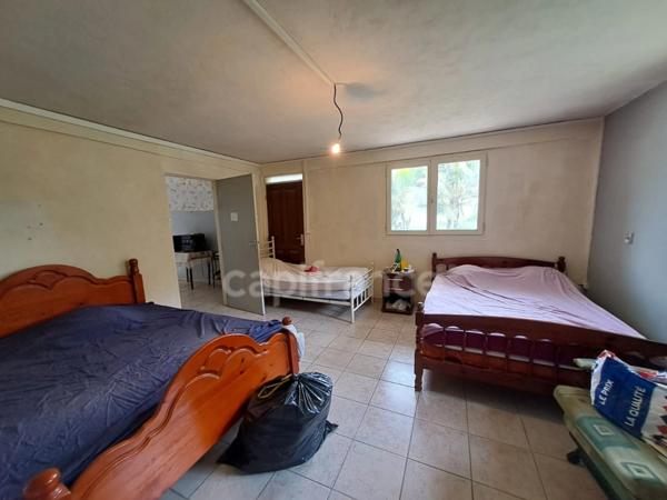 Dpt Guyane (973), à vendre maison P8 de 300 m²