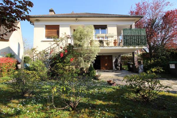 Maison à vendre 6 pièces SAINTE GENEVIEVE DES BOIS (91)