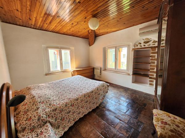 SAINT SATURNIN LES AVIGNON - MAISON A VENDRE DE 100 M² - 3 CHAMBRES