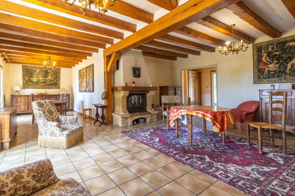 Maison Saint Christophe En Bazelle 7 pièce(s) 148 m2