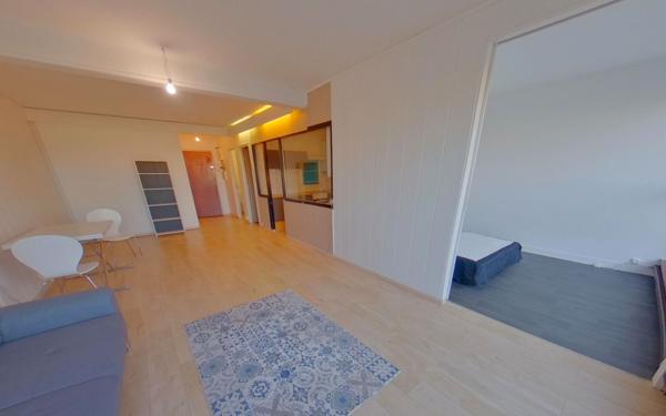 Appartement à vendre    2 pièces • 58,06 m2 Épernay