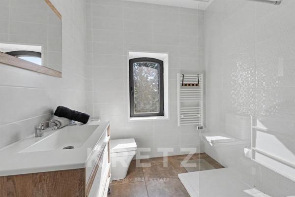 Château rénové 390m2, 9 suites, parc 2 hectares, à 20 minutes de Toulouse