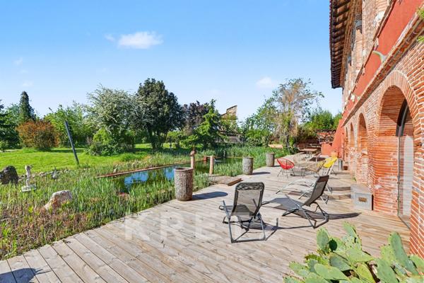 Château rénové 390m2, 9 suites, parc 2 hectares, à 20 minutes de Toulouse