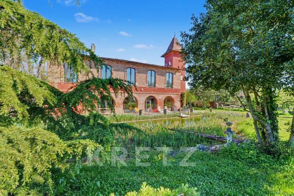 Château rénové 390m2, 9 suites, parc 2 hectares, à 20 minutes de Toulouse