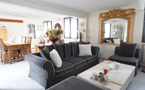 Maison à vendre    5 pièces • 136,50 m2 Camon