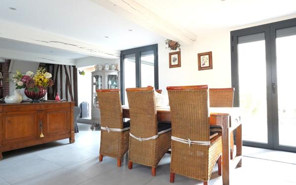 Maison à vendre    5 pièces • 136,50 m2 Camon