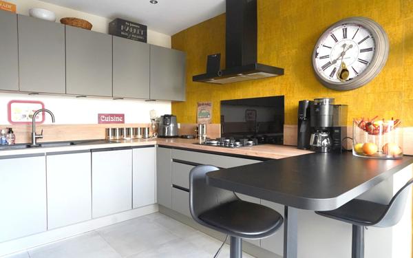 Maison à vendre    5 pièces • 136,50 m2 Camon