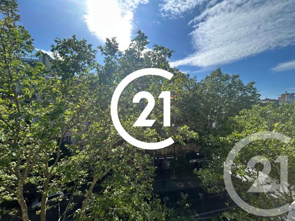Appartement F3 à vendre  3 pièces - 59 m 2   PARIS  - 75018