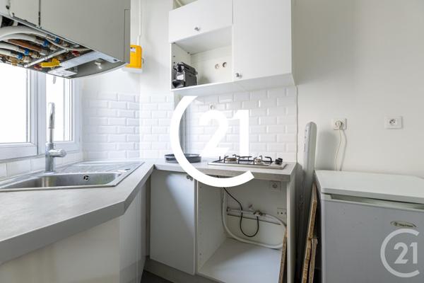 Appartement F3 à vendre  3 pièces - 59 m 2   PARIS  - 75018
