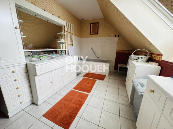 BEINE NAUROY - A VENDRE - MAISON FAMILIALE DE TYPE 7 AVEC JARDIN ET PISCINE