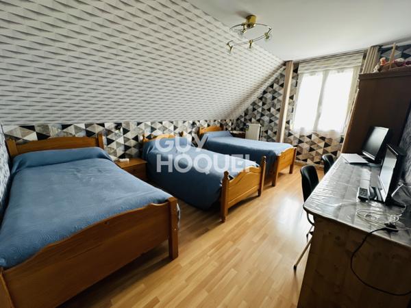 BEINE NAUROY - A VENDRE - MAISON FAMILIALE DE TYPE 7 AVEC JARDIN ET PISCINE