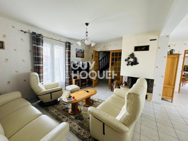 BEINE NAUROY - A VENDRE - MAISON FAMILIALE DE TYPE 7 AVEC JARDIN ET PISCINE
