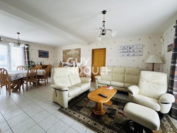 BEINE NAUROY - A VENDRE - MAISON FAMILIALE DE TYPE 7 AVEC JARDIN ET PISCINE