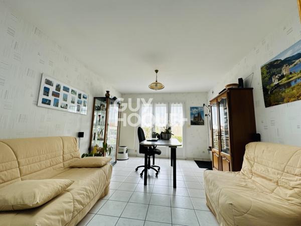 BEINE NAUROY - A VENDRE - MAISON FAMILIALE DE TYPE 7 AVEC JARDIN ET PISCINE