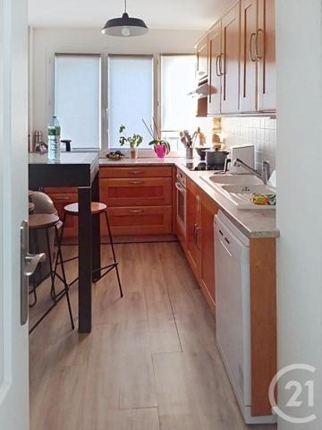 Appartement F3 à vendre  3 pièces - 62,68 m2 MELUN - 77