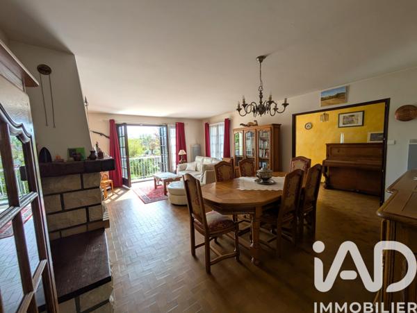 Maison à vendre 7 pièces 165,91 m² Forges-les-Bains