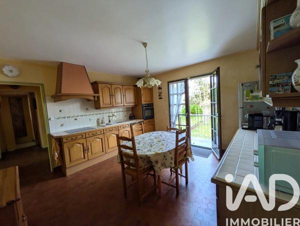 Maison à vendre 7 pièces 165,91 m² Forges-les-Bains