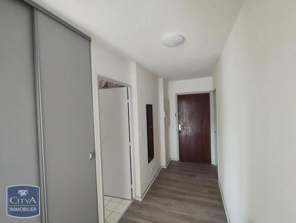 Appartement à louer 4 pièces 81.44m² Guéret (23000)