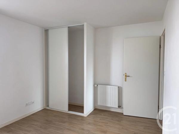 Appartement T3 à vendre  3 pièces - 77,96 m 2   OLONNE SUR MER  - 85