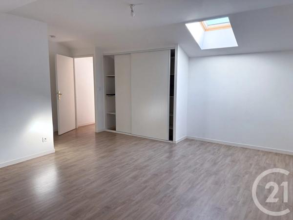 Appartement T3 à vendre  3 pièces - 77,96 m 2   OLONNE SUR MER  - 85