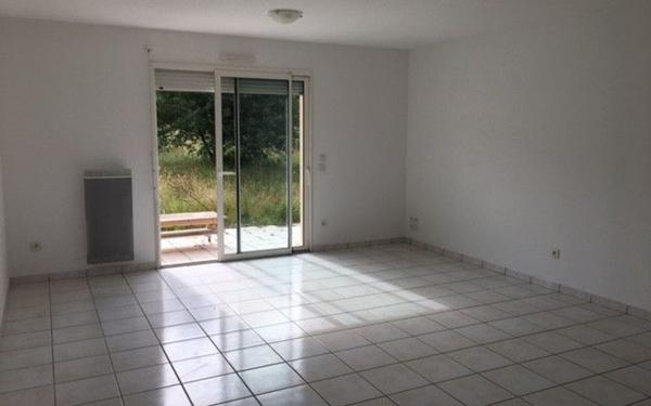 Maison à louer    4 pièces • 76,50 m2 Uchacq-et-Parentis