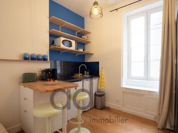 A LOUER – Studio MEUBLÉ – Centre-ville