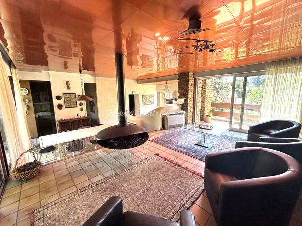 Maison 6 pièce(s) 5 chambre(s) 231 m²