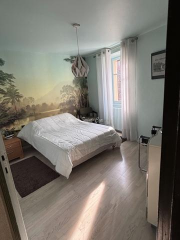Maison 6 pièce(s) 5 chambre(s) 231 m²