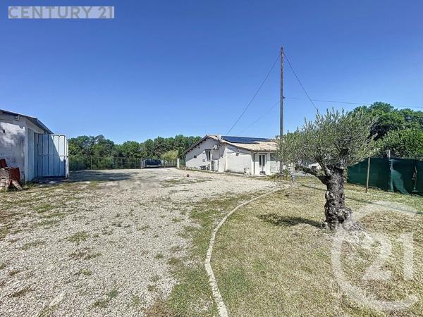 Maison à vendre  3 pièces - 102,40 m 2   LE PIZOU  - 24