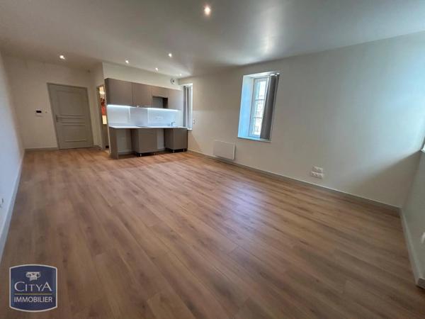 Appartement à louer 1 pièce 35.26m² Guingamp (22200)