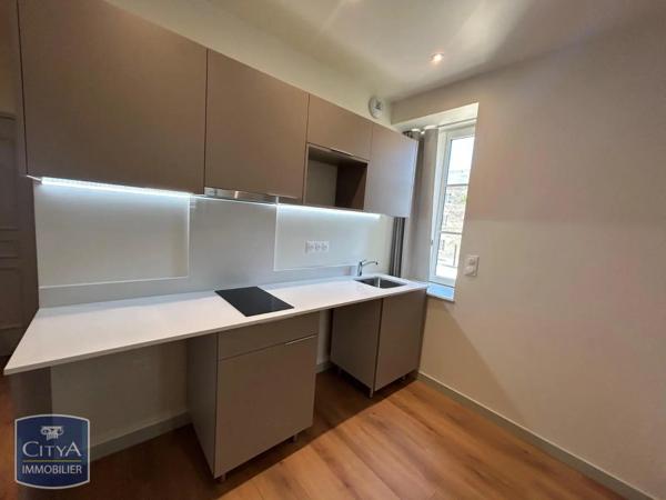 Appartement à louer 1 pièce 35.26m² Guingamp (22200)