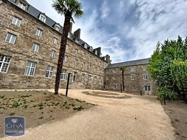 Appartement à louer 1 pièce 34.45m² Guingamp (22200)