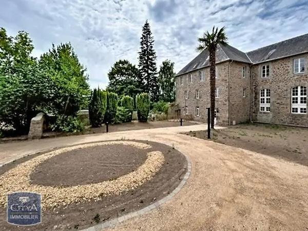 Appartement à louer 1 pièce 34.45m² Guingamp (22200)